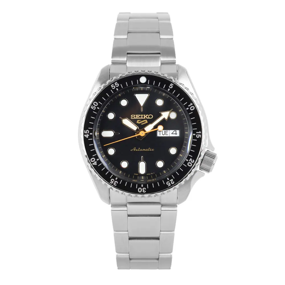 Seiko 5 clearance sports black dial